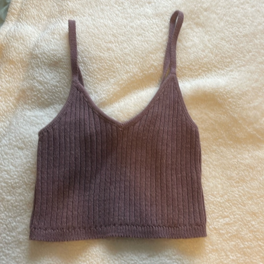 Pink cropped tank top